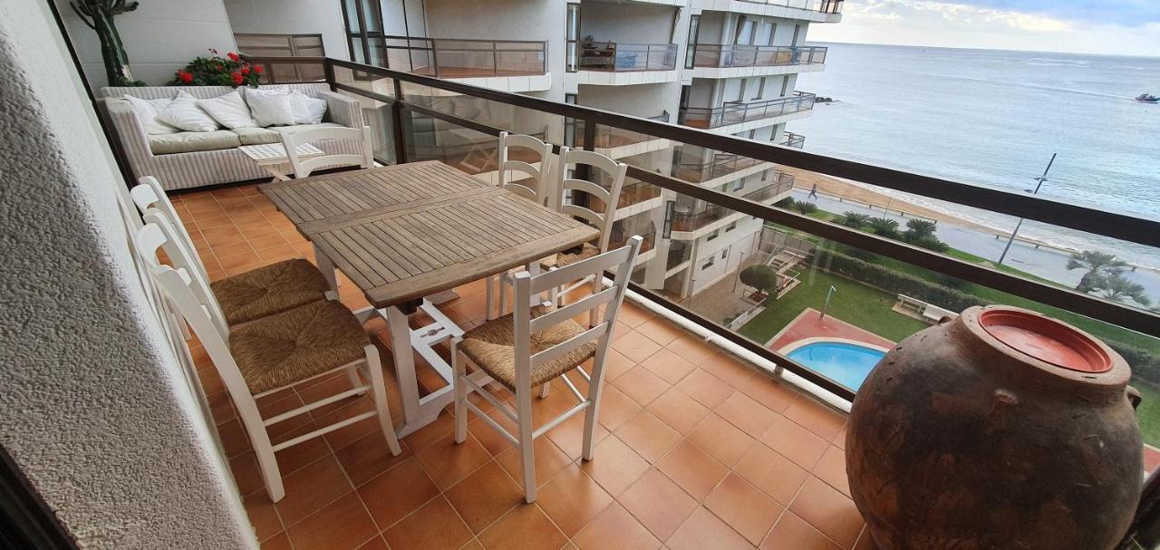 Apartamento En Primera Linea De Mar - Sant Antoni De Calonge กาลองเย ภายนอก รูปภาพ