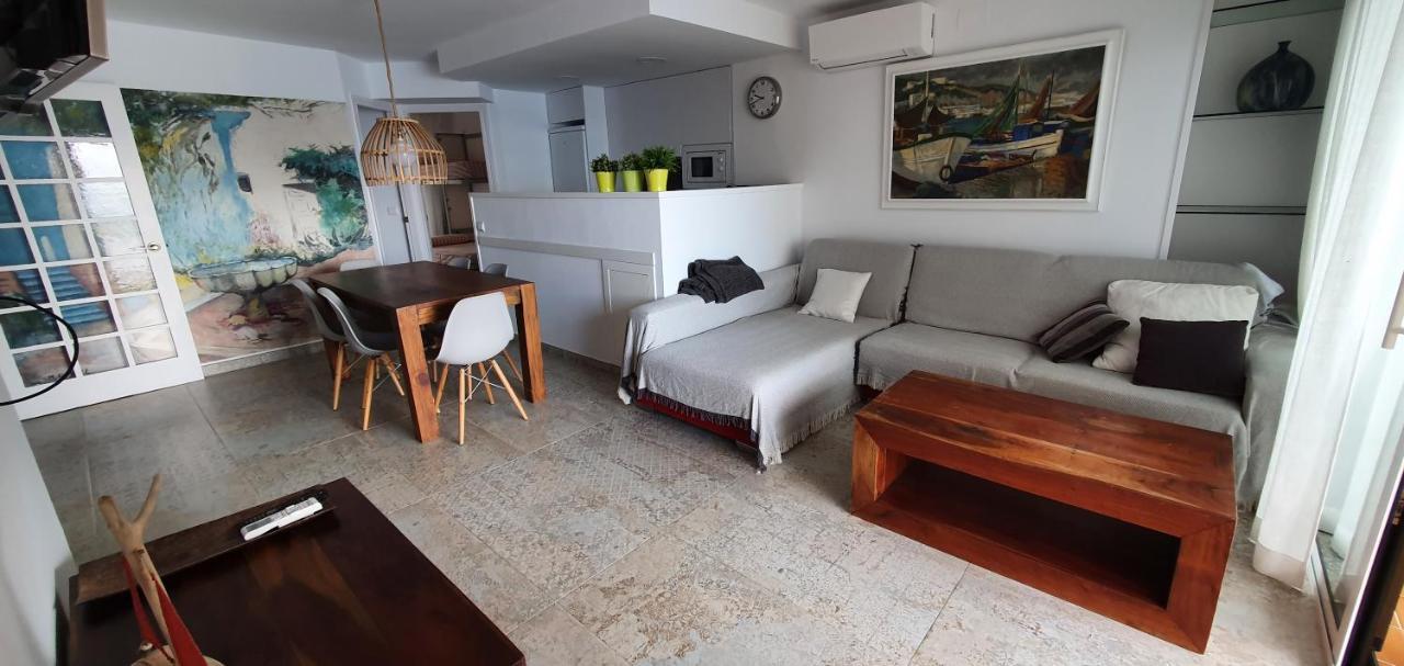 Apartamento En Primera Linea De Mar - Sant Antoni De Calonge กาลองเย ภายนอก รูปภาพ